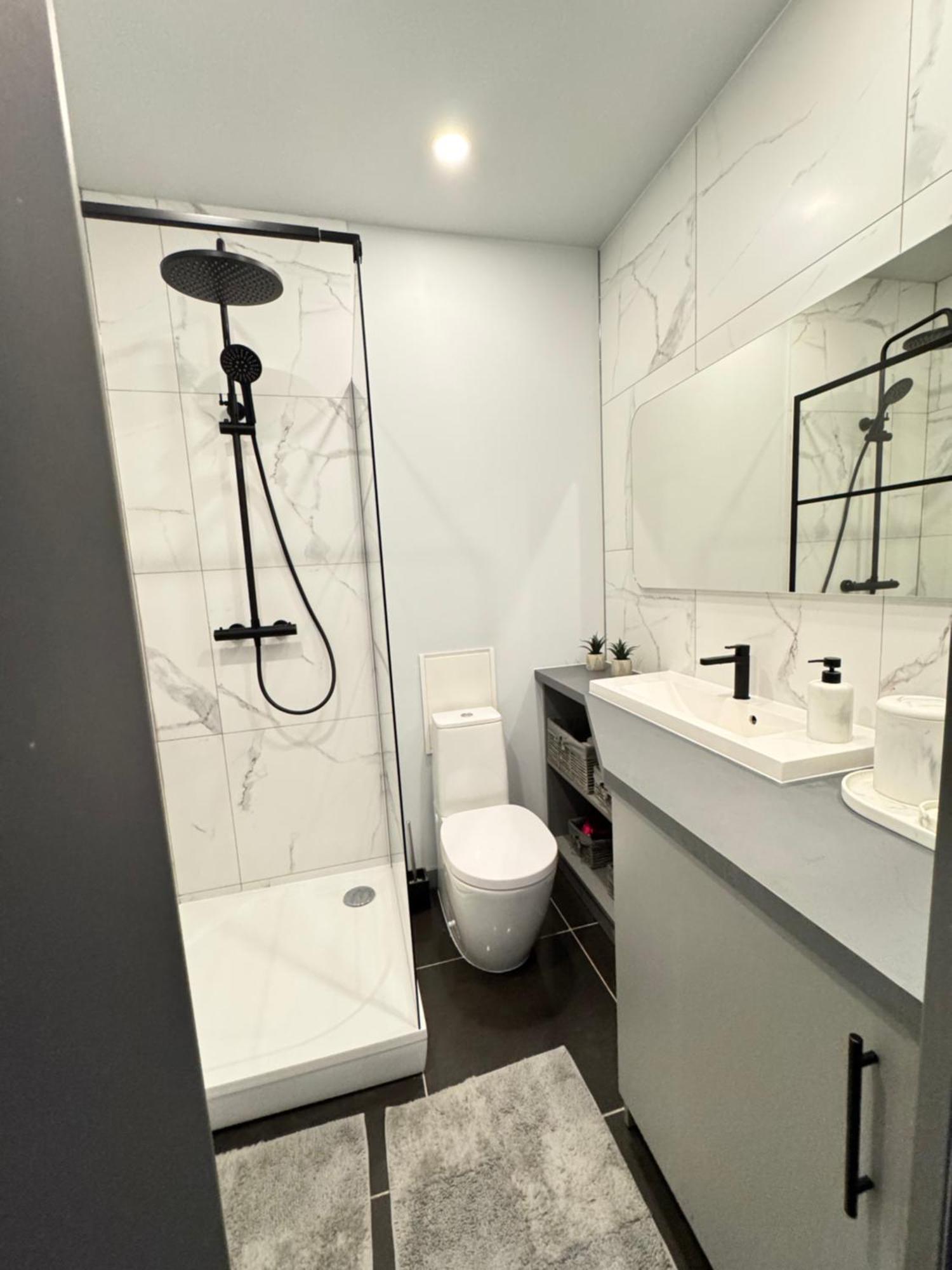 Evis Ltd Apartments 1 雷泽克内 外观 照片
